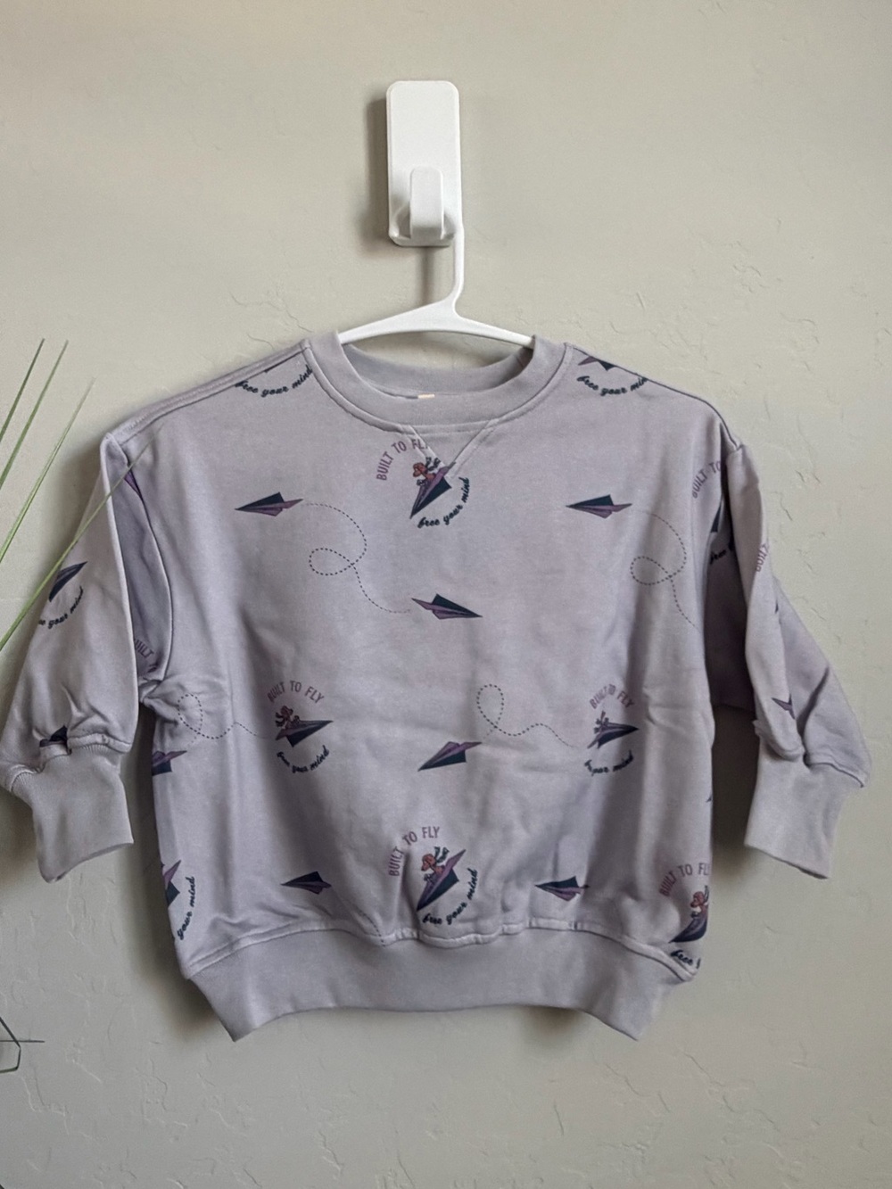 The Sunday Collective Built To Fly Organic Cotton Sweatshirt Orchid Mist 4Y NWT